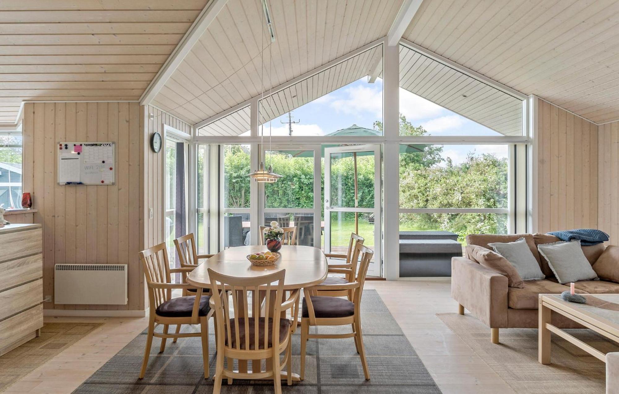 Cozy Home In Gedser With Wifi Экстерьер фото